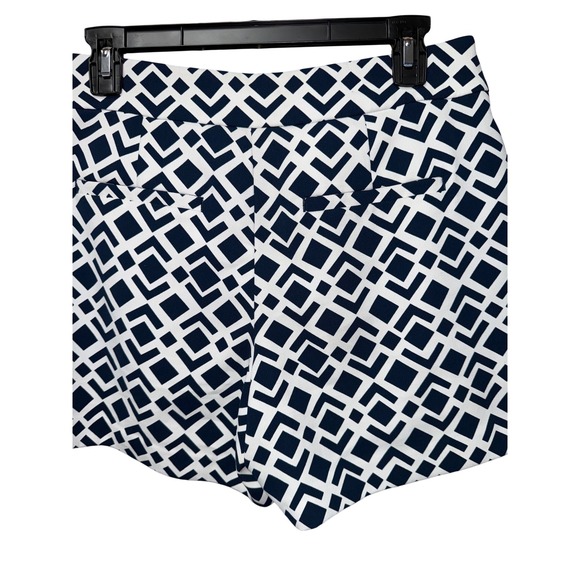 Ann Taylor Women Shorts 6 Navy White Geometric Dressy Casual Day Out Tennis Golf - Picture 5 of 9